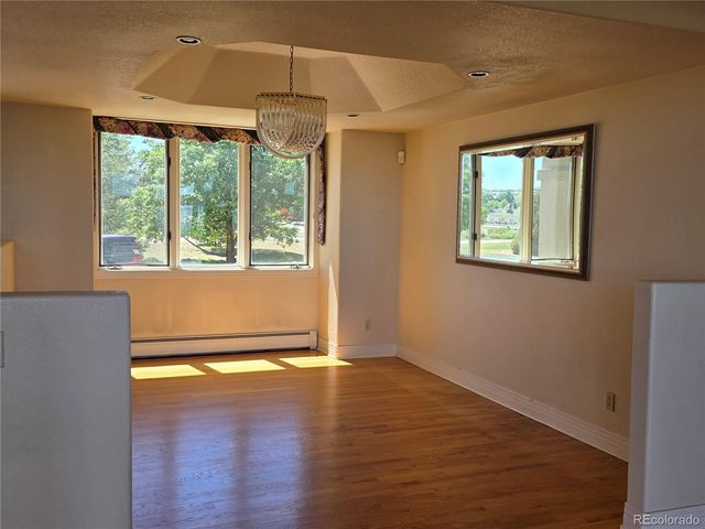 6719 Lakeside Circle, Littleton, CO 80125