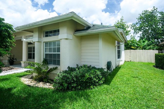 1814 Wisteria Street, Wellington, FL 33414