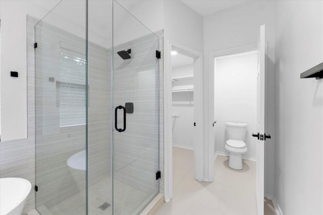 87 S Wynnoak Circle, The Woodlands, TX 77382
