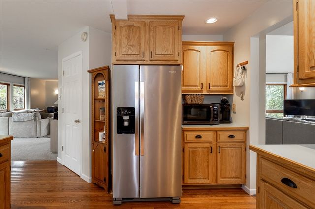 512 Argonne Blvd, Ellwood City, PA 16117