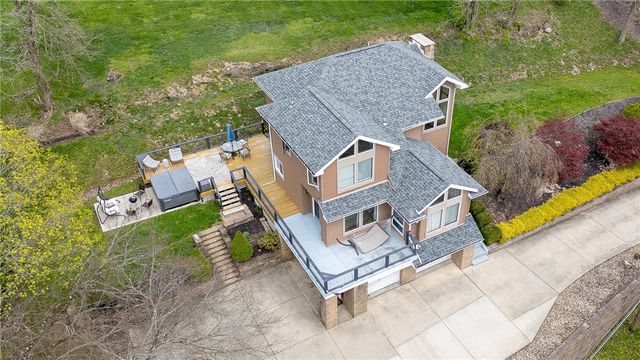 512 Argonne Blvd, Ellwood City, PA 16117