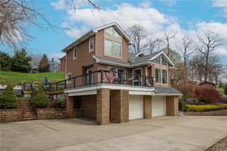 512 Argonne Blvd, Ellwood City, PA 16117