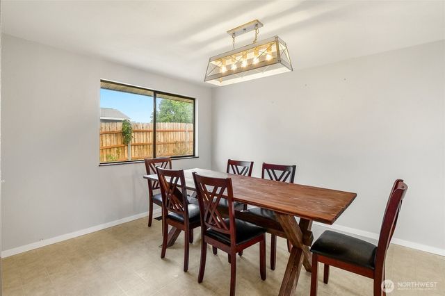 306 Belmont Avenue, Moses Lake, WA 98837