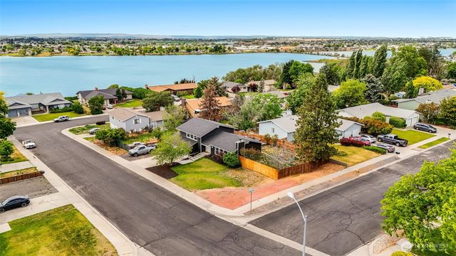 306 Belmont Avenue, Moses Lake, WA 98837