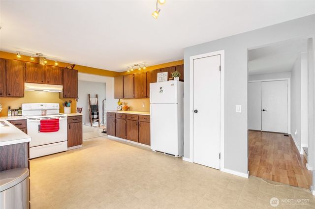 306 Belmont Avenue, Moses Lake, WA 98837