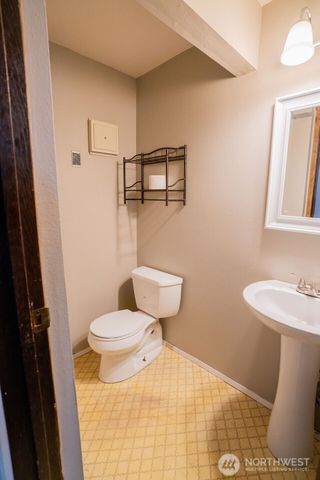 306 Belmont Avenue, Moses Lake, WA 98837