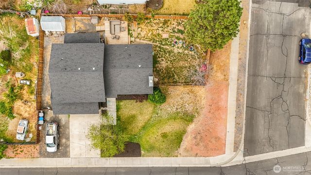 306 Belmont Avenue, Moses Lake, WA 98837
