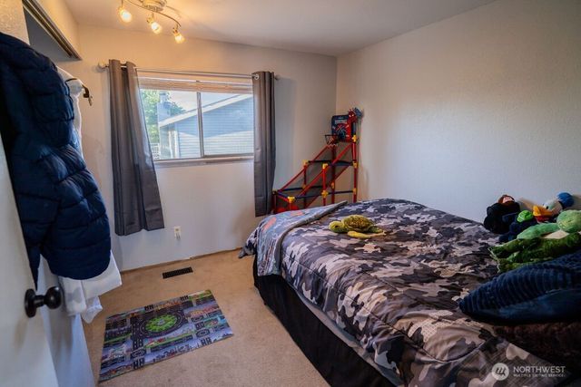 306 Belmont Avenue, Moses Lake, WA 98837