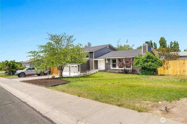 306 Belmont Avenue, Moses Lake, WA 98837