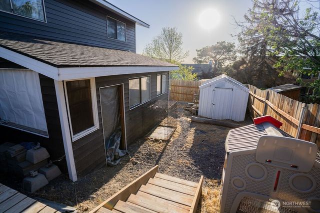 306 Belmont Avenue, Moses Lake, WA 98837