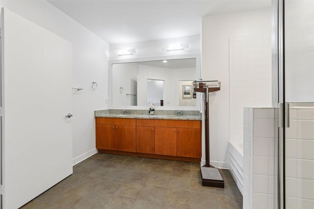 1010 CENTRAL AVENUE 413, St Petersburg, FL 33705
