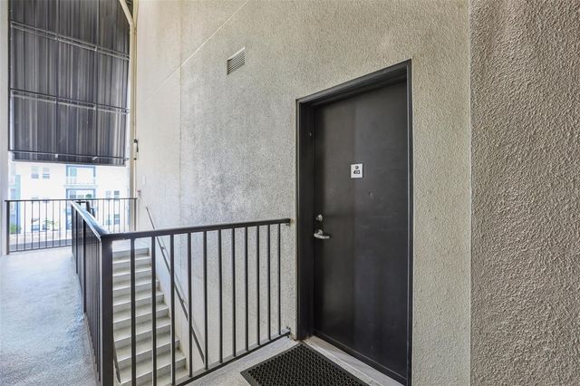 1010 CENTRAL AVENUE 413, St Petersburg, FL 33705