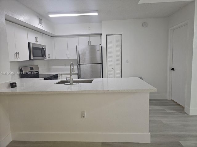 4520 NW 107th Avenue 206-10, Doral, FL 33178