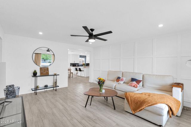 407 E AUBURN Drive, Tempe, AZ 85283