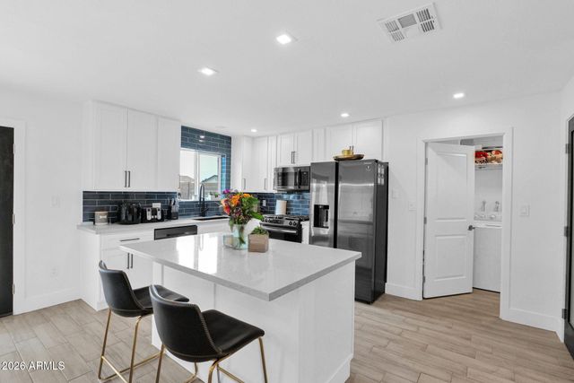 407 E AUBURN Drive, Tempe, AZ 85283