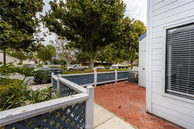 115 Fallingstar, Irvine, CA 92614