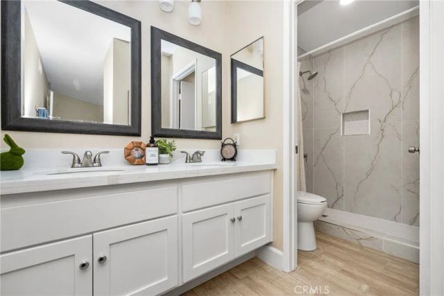 115 Fallingstar, Irvine, CA 92614
