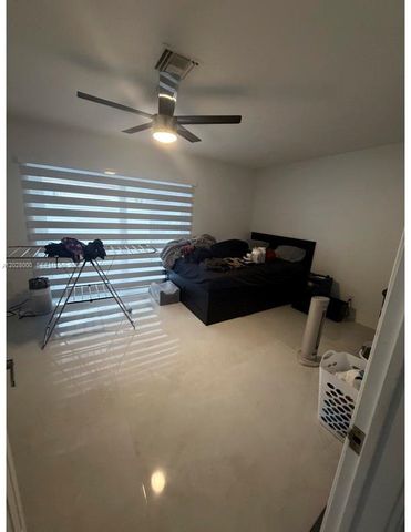 1110 S 14th Ave, Hollywood, FL 33020