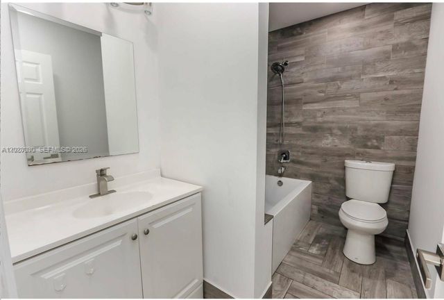 1110 S 14th Ave, Hollywood, FL 33020