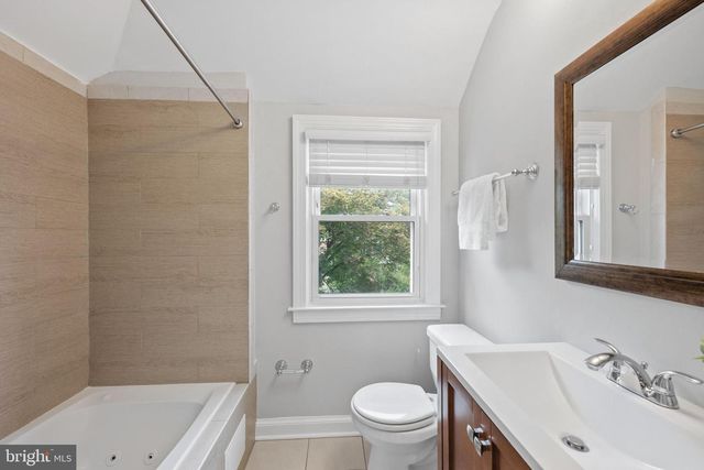 1212 UNDERWOOD ST NW, Washington, DC 20012