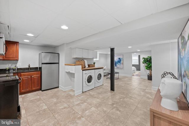 1212 UNDERWOOD ST NW, Washington, DC 20012