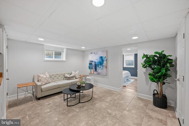 1212 UNDERWOOD ST NW, Washington, DC 20012