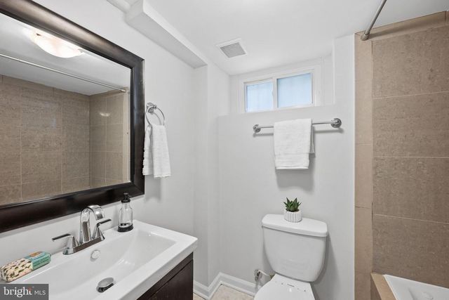 1212 UNDERWOOD ST NW, Washington, DC 20012