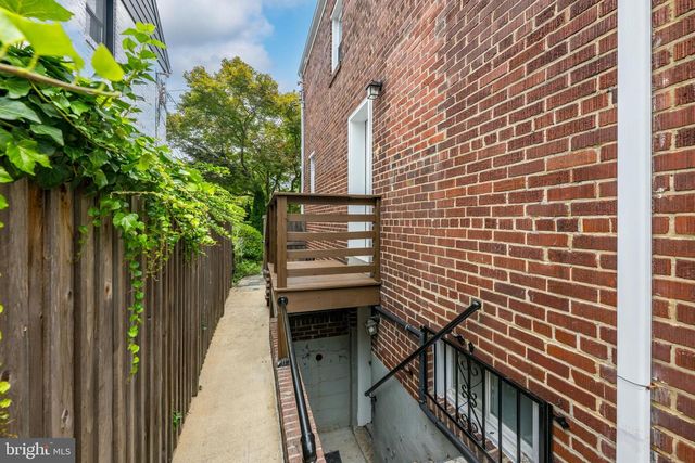 1212 UNDERWOOD ST NW, Washington, DC 20012