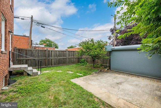 1212 UNDERWOOD ST NW, Washington, DC 20012