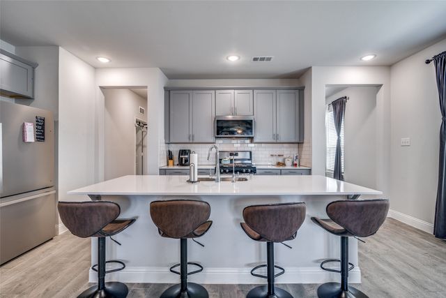 1069 Norias Drive, Forney, TX 75126