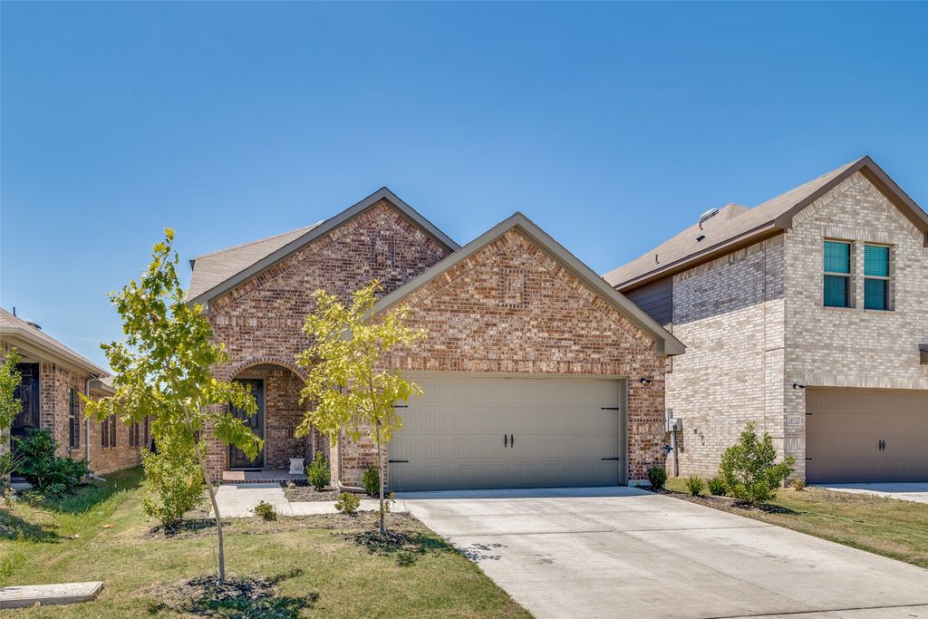 1069 Norias Drive, Forney, TX 75126