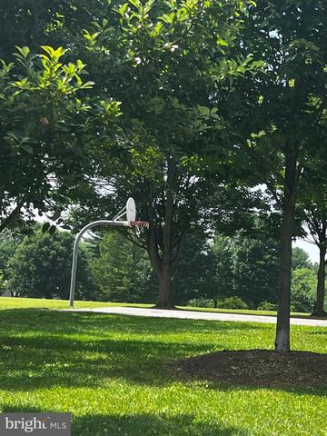 18645 CROSS COUNTRY LN, Gaithersburg, MD 20879
