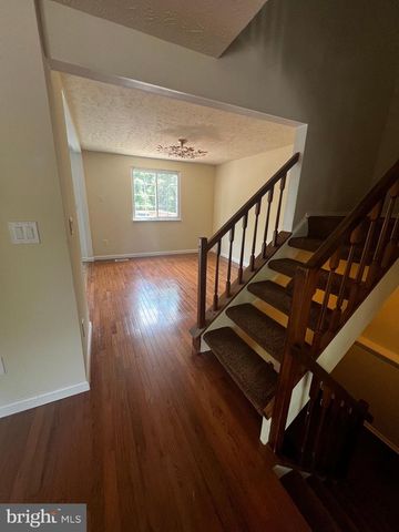 18645 CROSS COUNTRY LN, Gaithersburg, MD 20879