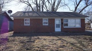 17 Hanover Lane, Cahokia, IL 62206