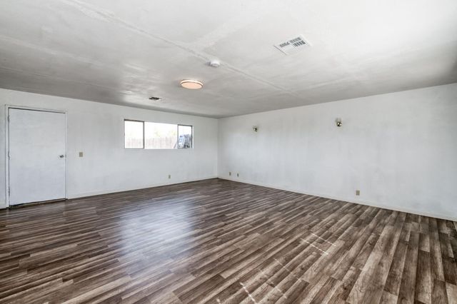 3448 W Peralta Way, Fresno, CA 93722