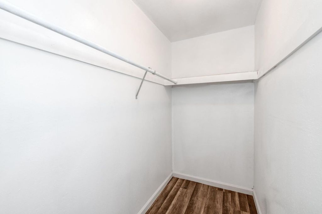 Image 19 of property listing at 3448 W Peralta Way, Fresno, CA 93722