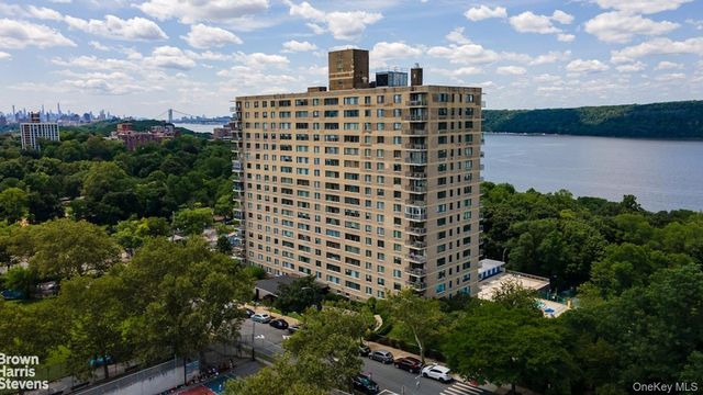 3671 Hudson Manor Terrace 9K, Bronx, NY 10463