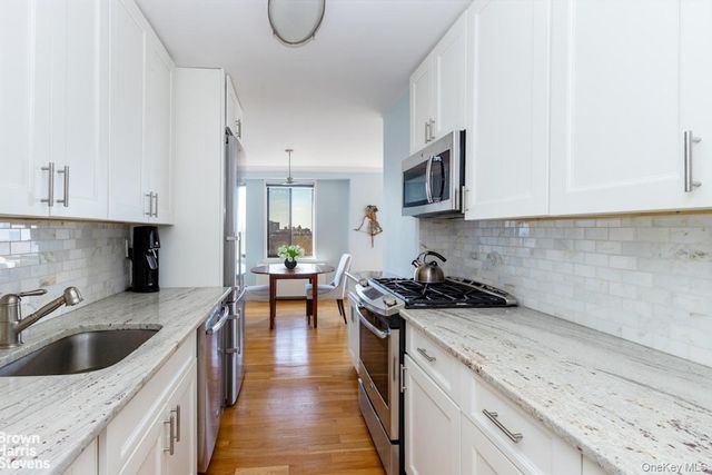 3671 Hudson Manor Terrace 9K, Bronx, NY 10463