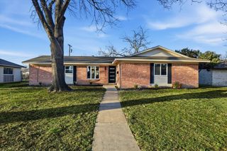 1109 Wake Drive, Richardson, TX 75081