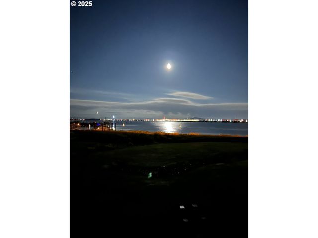 5421 Se SCENIC Ln 200, Vancouver, WA 98661