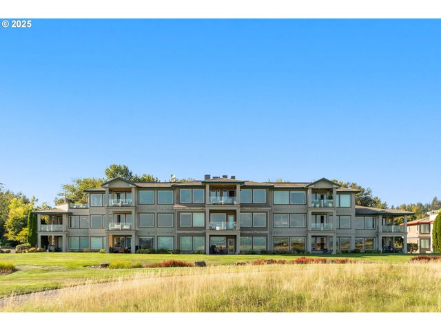 5421 Se SCENIC Ln 200, Vancouver, WA 98661