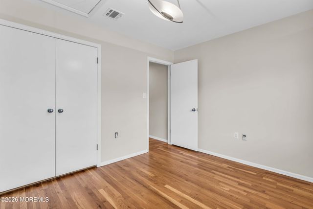 19 Dartmoor Drive, Manalapan, NJ 07726