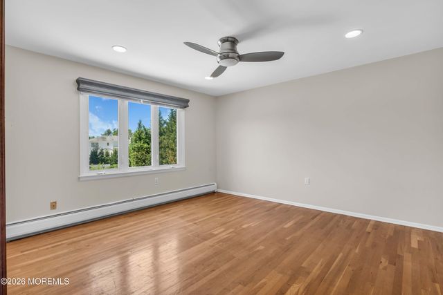 19 Dartmoor Drive, Manalapan, NJ 07726