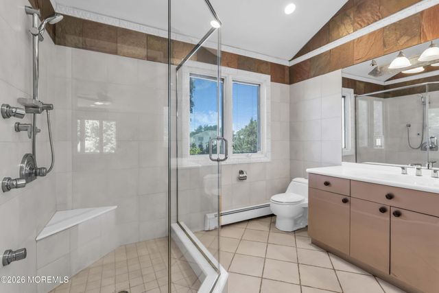 19 Dartmoor Drive, Manalapan, NJ 07726