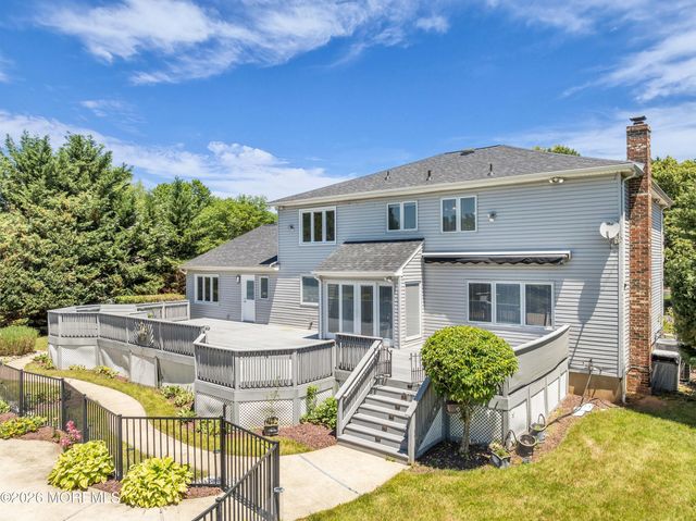 19 Dartmoor Drive, Manalapan, NJ 07726