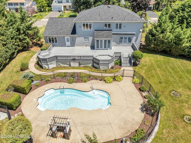19 Dartmoor Drive, Manalapan, NJ 07726