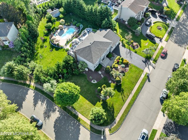 19 Dartmoor Drive, Manalapan, NJ 07726