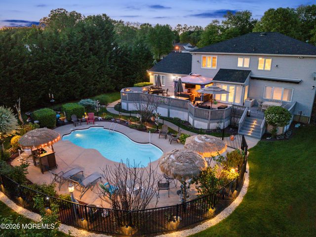 19 Dartmoor Drive, Manalapan, NJ 07726