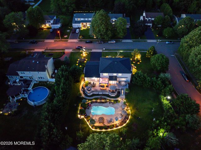 19 Dartmoor Drive, Manalapan, NJ 07726