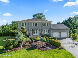 19 Dartmoor Drive, Manalapan, NJ 07726